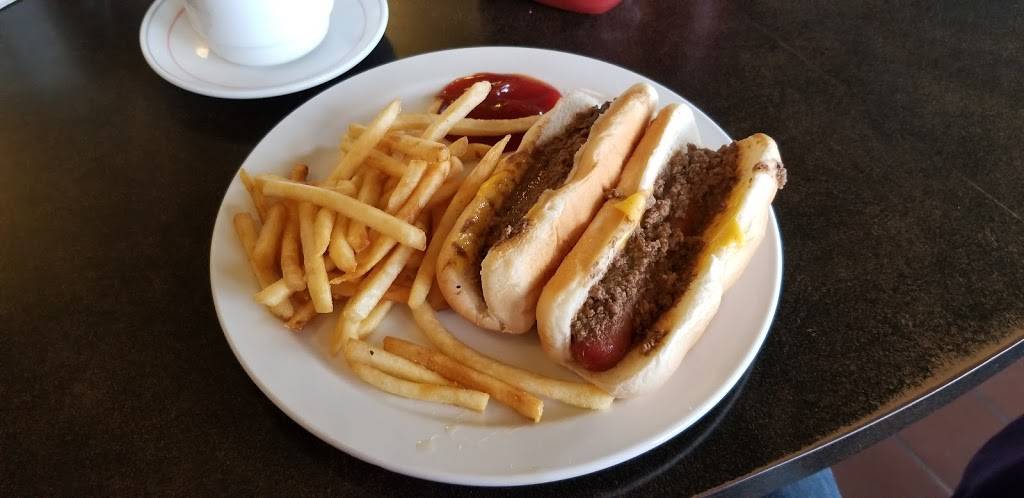 The New York Hot Dog Shop | restaurant | 9022 Old Perry Hwy, Pittsburgh, PA 15237, United States | 4129519955 OR +1 412-951-9955