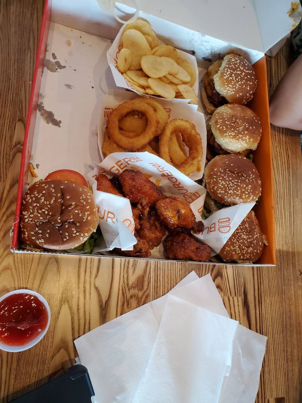 BurgerIM | restaurant | 26742 E University Dr Suite 250, Aubrey, TX 76227, USA | 4694812611 OR +1 469-481-2611