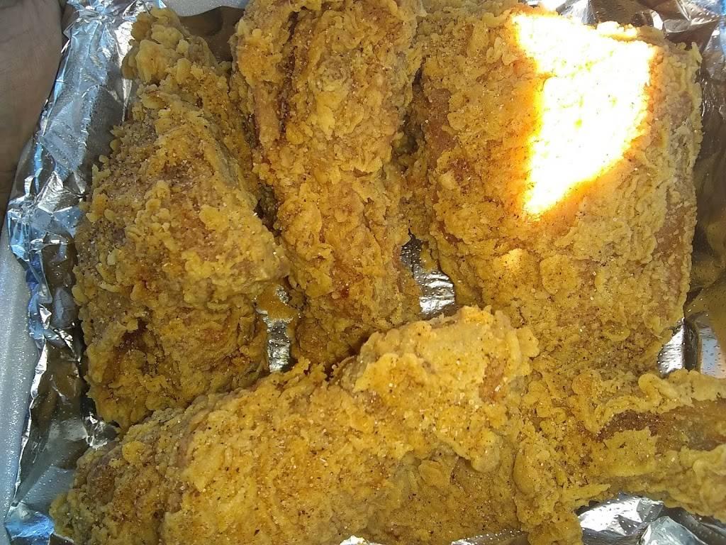 Bos Chicken & Seafood | restaurant | 9792 Forest Ln, Dallas, TX 75243, USA | 9726855767 OR +1 972-685-5767