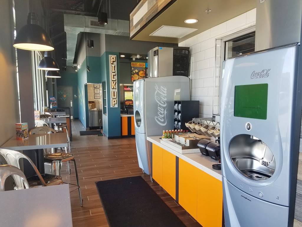 QDOBA Mexican Eats | restaurant | 8924 Tehama Ridge Pkwy #200, Fort Worth, TX 76177, USA | 8178472055 OR +1 817-847-2055