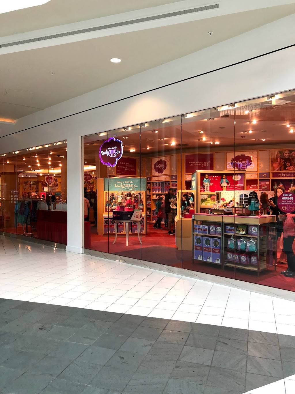 American Girl | restaurant | 1202 North Point Cir, Alpharetta, GA 30022, USA | 8772475223 OR +1 877-247-5223