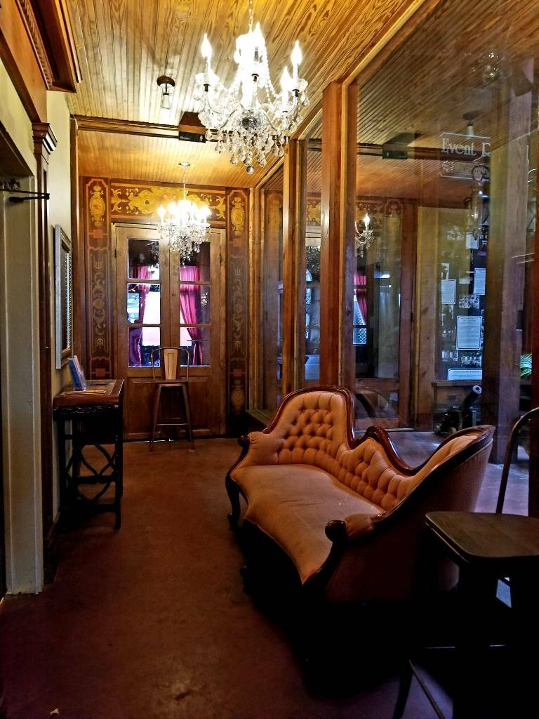 Hubcap Grill Galveston | restaurant | 2021 Strand St #3, Galveston, TX 77550, USA | 4092203551 OR +1 409-220-3551