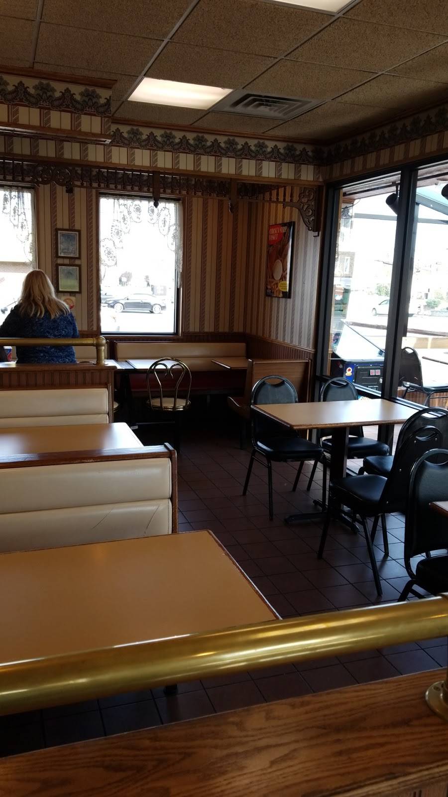 Dairy Queen | restaurant | 2620 N Broad St, Colmar, PA 18915, USA | 2158228106 OR +1 215-822-8106