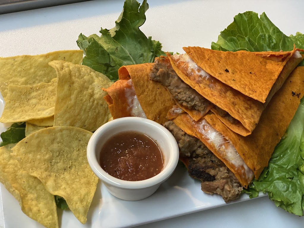 The Texas Twisted Skillet | restaurant | 100 E Bennett St, Florence, TX 76527, USA | 2547939900 OR +1 254-793-9900