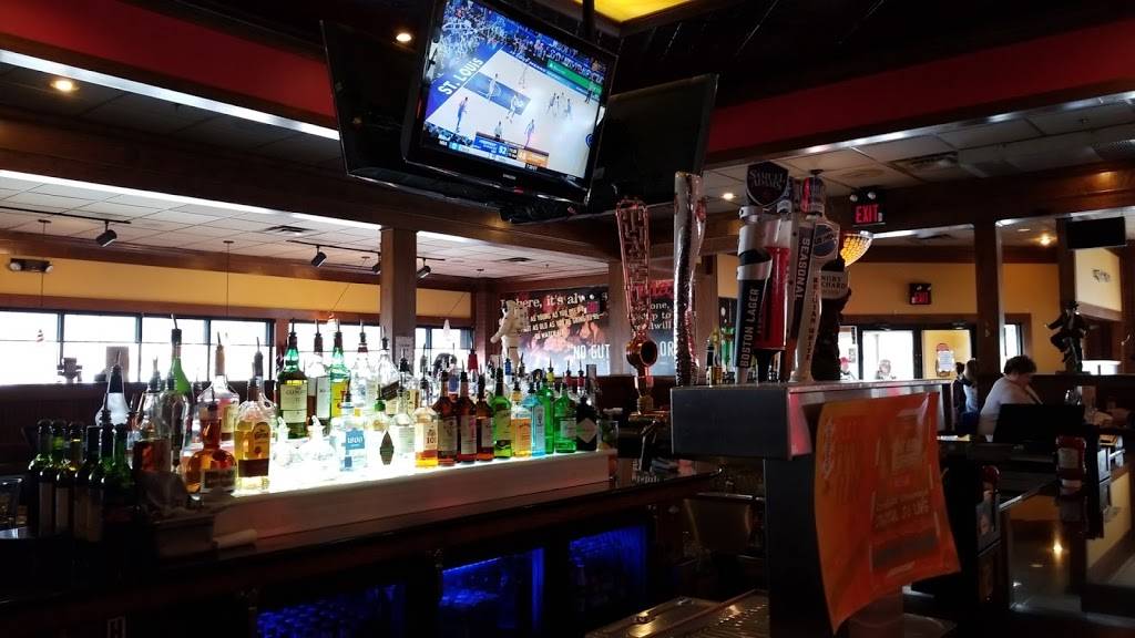 TGI Fridays | restaurant | 7656 Cox Ln, West Chester Township, OH 45069, USA | 5137798582 OR +1 513-779-8582