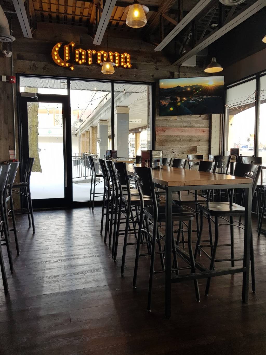 TEXAS LONGHORN | restaurant | 1077 N Service Rd, Mississauga, ON L4Y 1E1, Canada | 9052757200 OR +1 905-275-7200