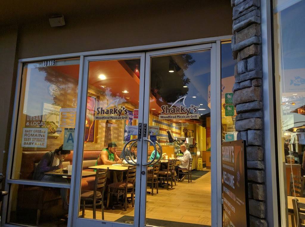 Sharkys Woodfired Mexican Grill | restaurant | 10119 W Riverside Dr, Toluca Lake, CA 91602, USA | 8185081900 OR +1 818-508-1900