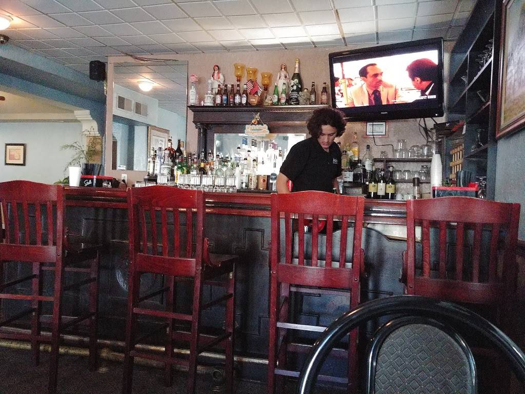 Aris Restaurant & Bar | restaurant | 3101 Hampton Ave, St. Louis, MO 63139, USA | 3146444264 OR +1 314-644-4264