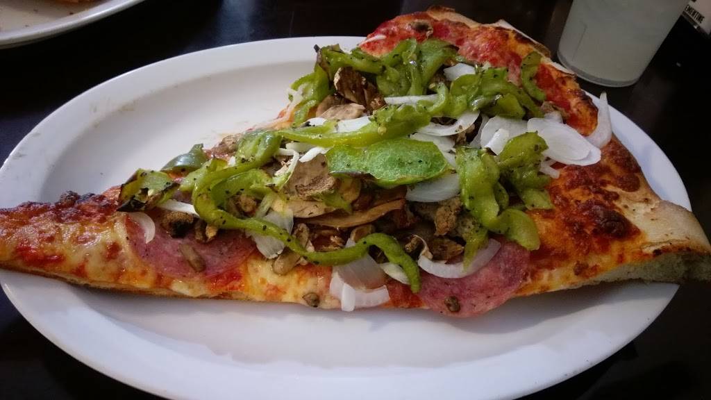 Evelyns Big Italian | restaurant | 704 Texas St, Fairfield, CA 94533, USA | 7074219000 OR +1 707-421-9000