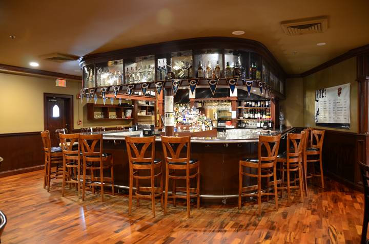 Coopers Corner | night club | 27W150 Roosevelt Rd, Winfield, IL 60190, USA | 6306902668 OR +1 630-690-2668