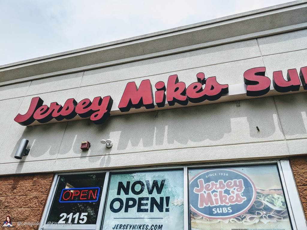 Jersey Mikes Subs | restaurant | 2115 W Roosevelt Rd, Wheaton, IL 60187, USA | 6304620545 OR +1 630-462-0545