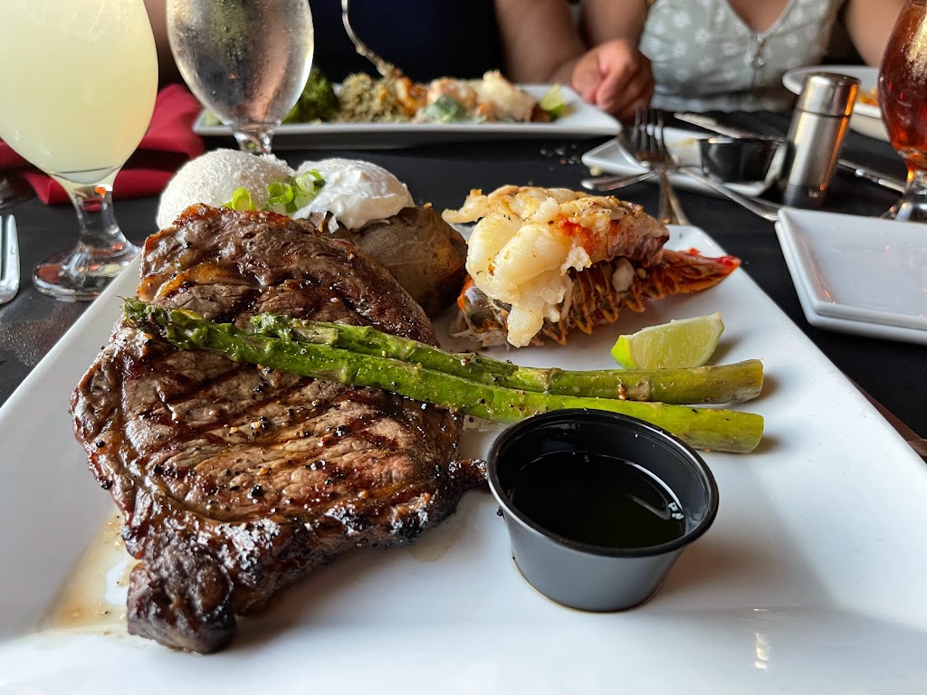 Liams Steak House & Oyster Bar | restaurant | 202 W Tarpon St, South Padre Island, TX 78597, USA | 9567724700 OR +1 956-772-4700