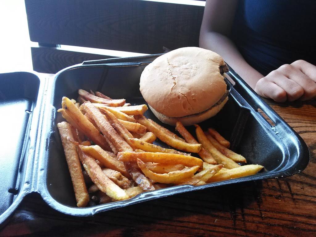 Cheeseburger Bobbys | restaurant | 125 Ernest W Barrett Pkwy NW, Marietta, GA 30066, USA | 7709199110 OR +1 770-919-9110