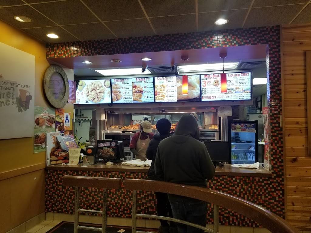 Popeyes Louisiana Kitchen | restaurant | 520 Clarkson Ave, Brooklyn, NY 11203, USA | 7185522921 OR +1 718-552-2921