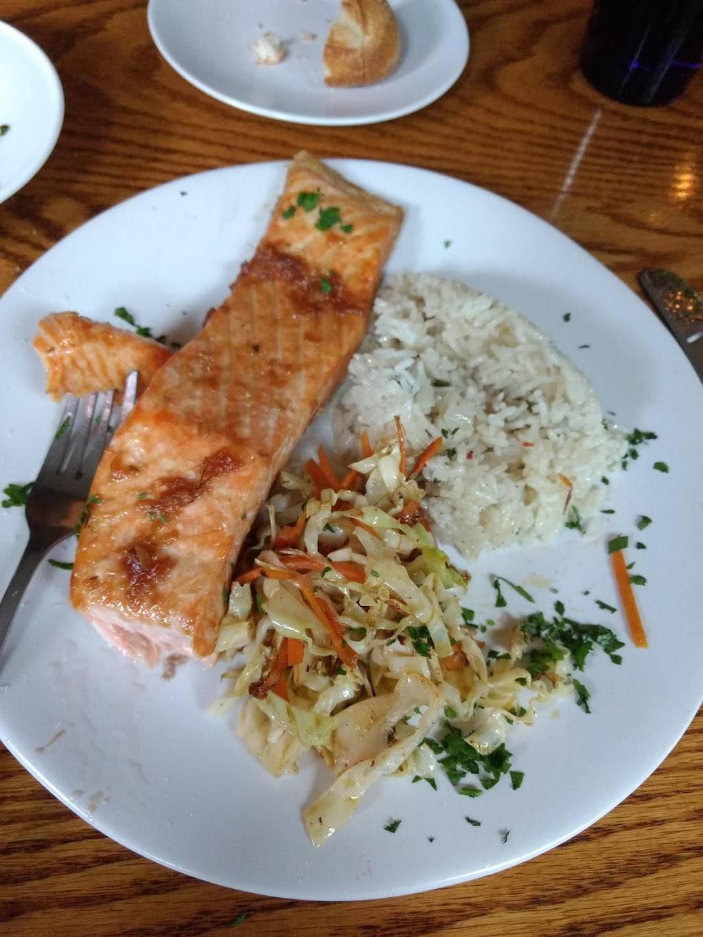 Leslies Tavern At Rockingham | restaurant | 660 Rockingham Rd, Bellows Falls, VT 05101, USA | 8024634929 OR +1 802-463-4929