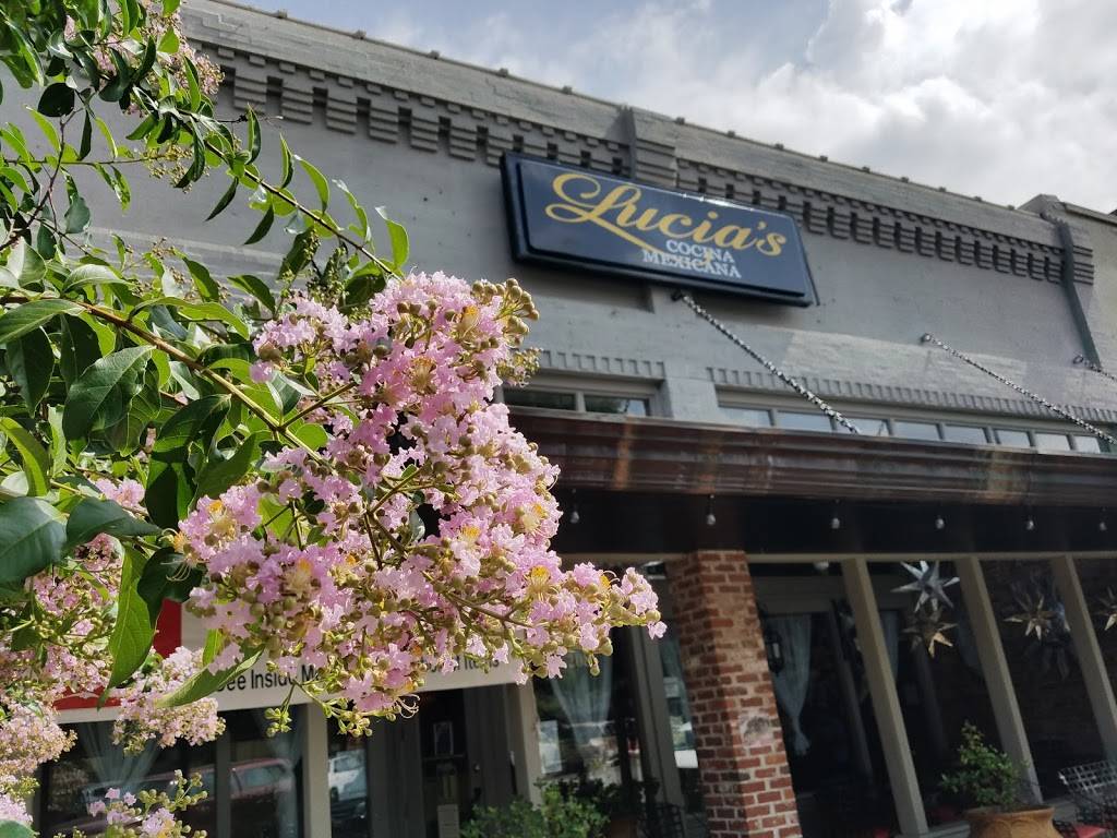 Lucias Cocina Mexicana | restaurant | 208 Market St W, Athens, AL 35611, USA | 2569985451 OR +1 256-998-5451