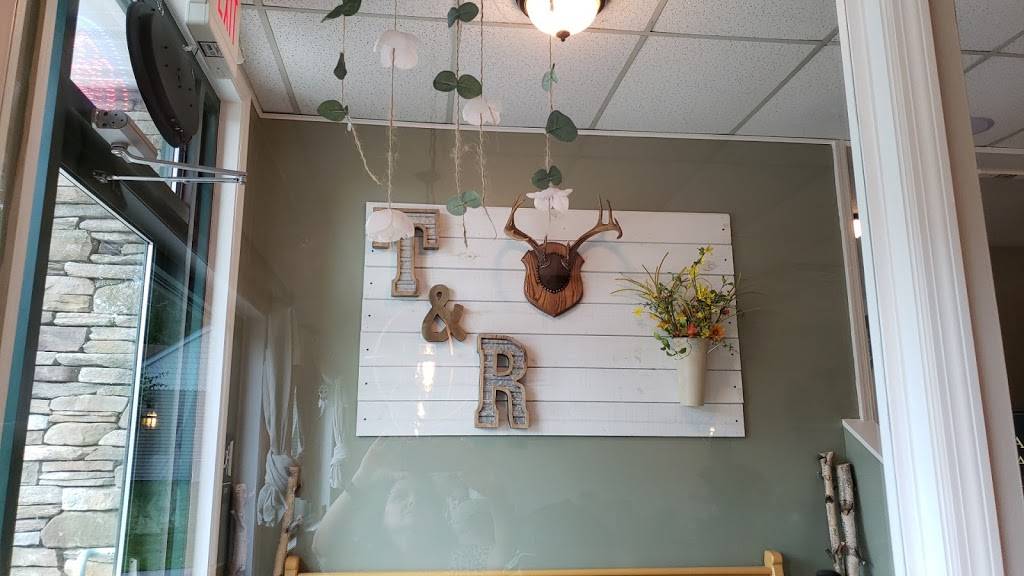 Todd + Rachel’s | restaurant | 215 W Tioga St, Tunkhannock, PA 18657, USA | 5709966566 OR +1 570-996-6566