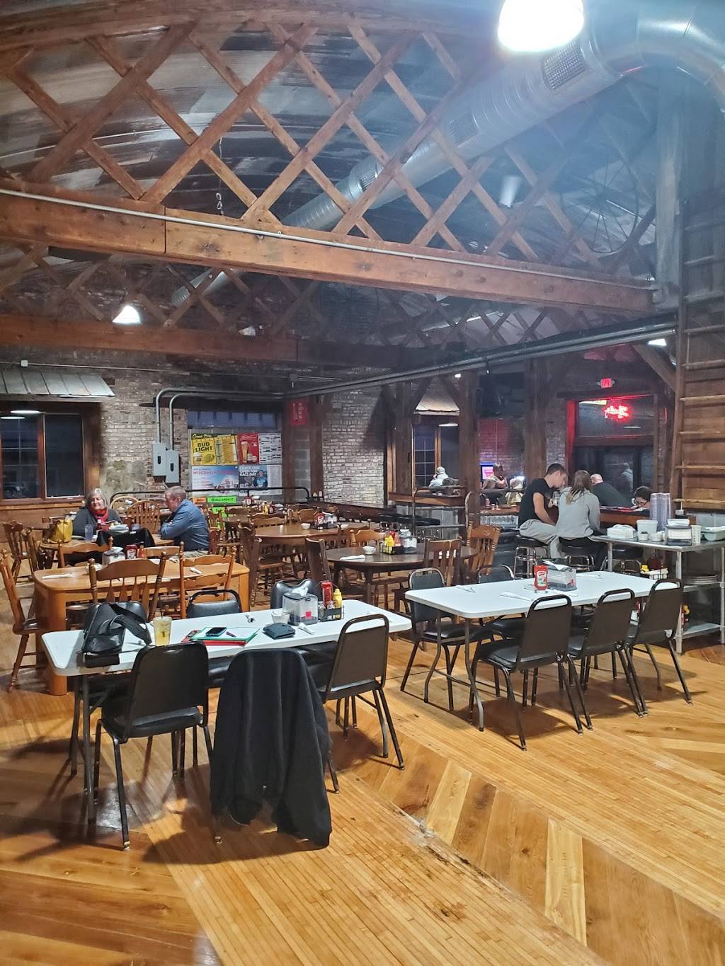 Stroz Inn | restaurant | 501 State St, Hollandale, WI 53544, USA | 6089672337 OR +1 608-967-2337