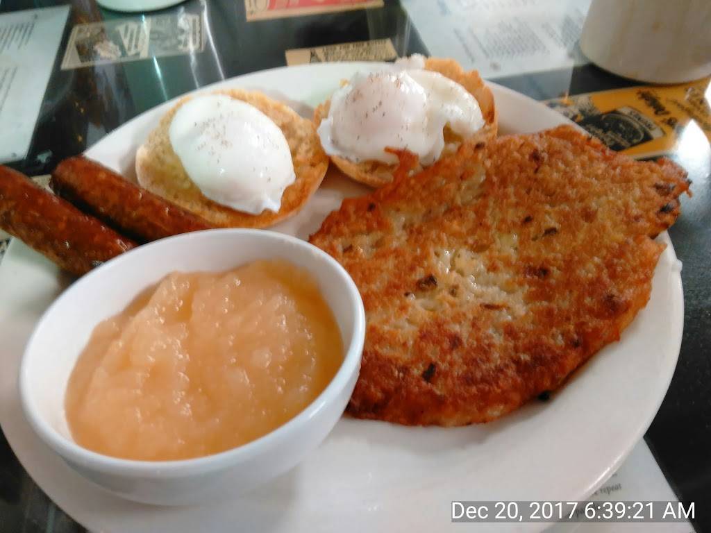 Nancys Diner | restaurant | 25 Canal St, Nashua, NH 03064, USA | 6035899735 OR +1 603-589-9735