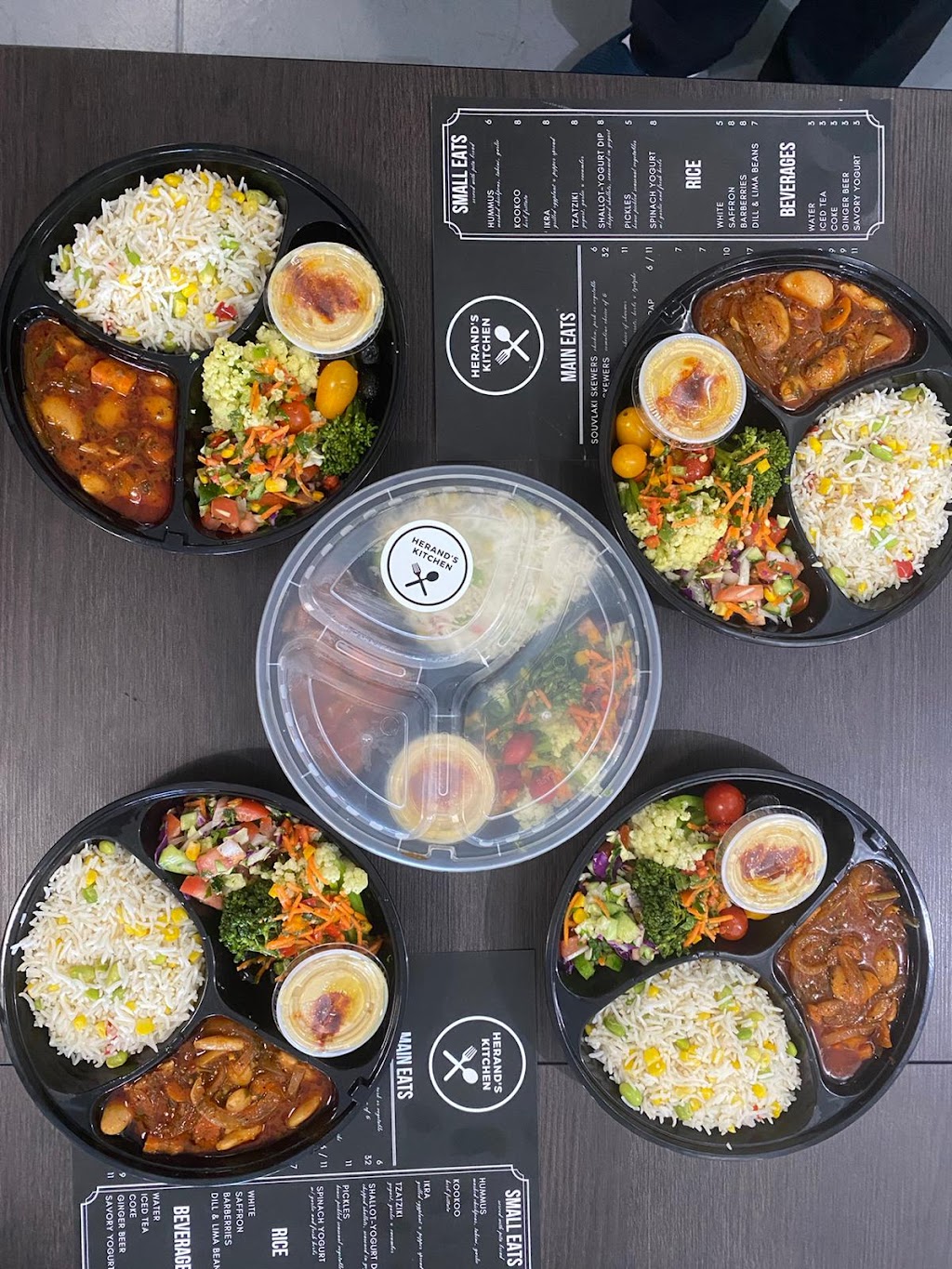 Herands Kitchen | restaurant | 946 N Brand Blvd, Glendale, CA 91202, USA | 8183965617 OR +1 818-396-5617