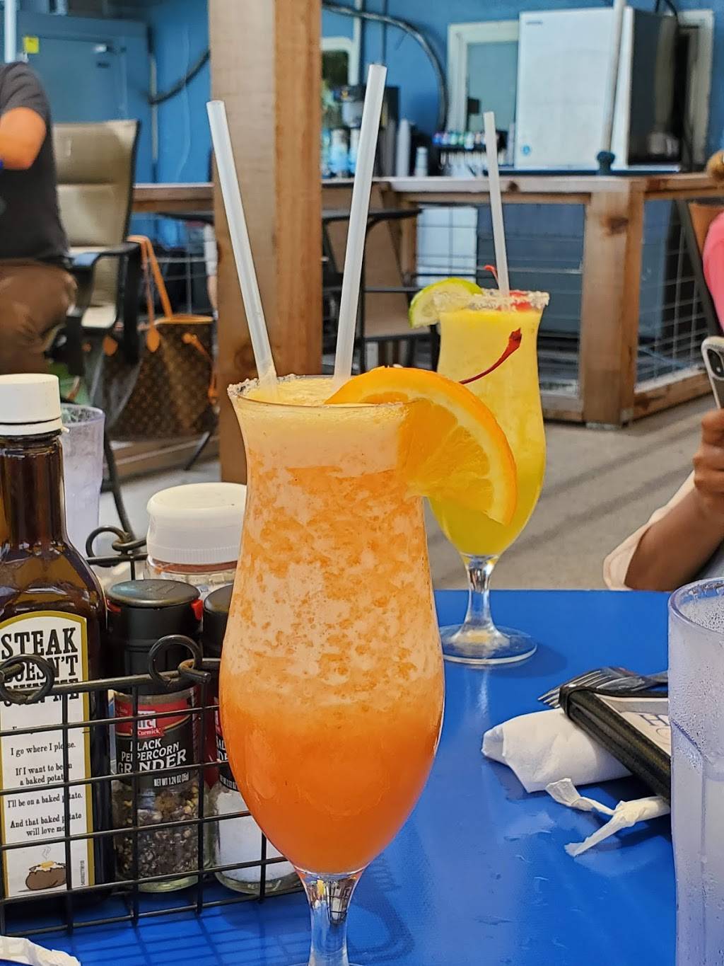 Tavern On the Bay | restaurant | 108 Peoples St, Corpus Christi, TX 78401, USA | 3618818503 OR +1 361-881-8503