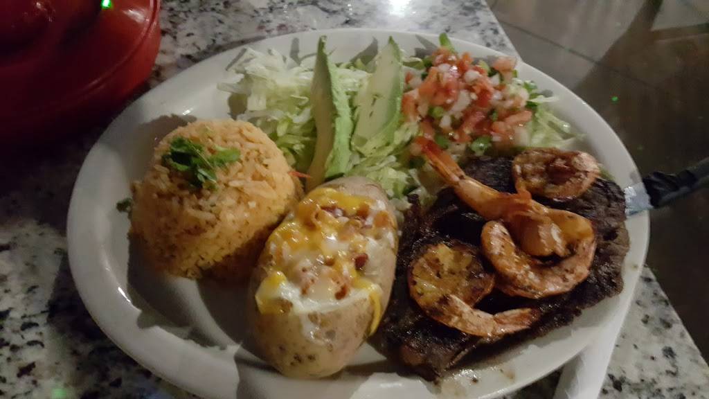 El Pulpo Restaurant | restaurant | 214 W Pioneer Pkwy, Grand Prairie, TX 75051, USA | 9722829998 OR +1 972-282-9998