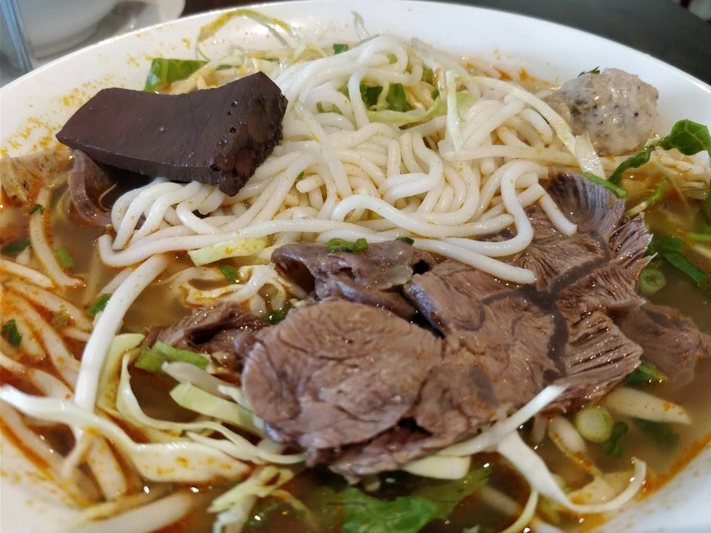 Hello Vietnam Restaurant | restaurant | 11632 Hwy 99, Everett, WA 98204, USA | 4252908562 OR +1 425-290-8562