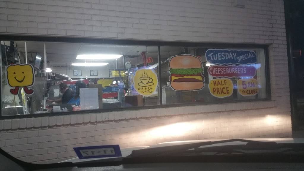 Sonic Drive-In | restaurant | 1445 N Belt Line Rd, Irving, TX 75061, USA | 9727902551 OR +1 972-790-2551