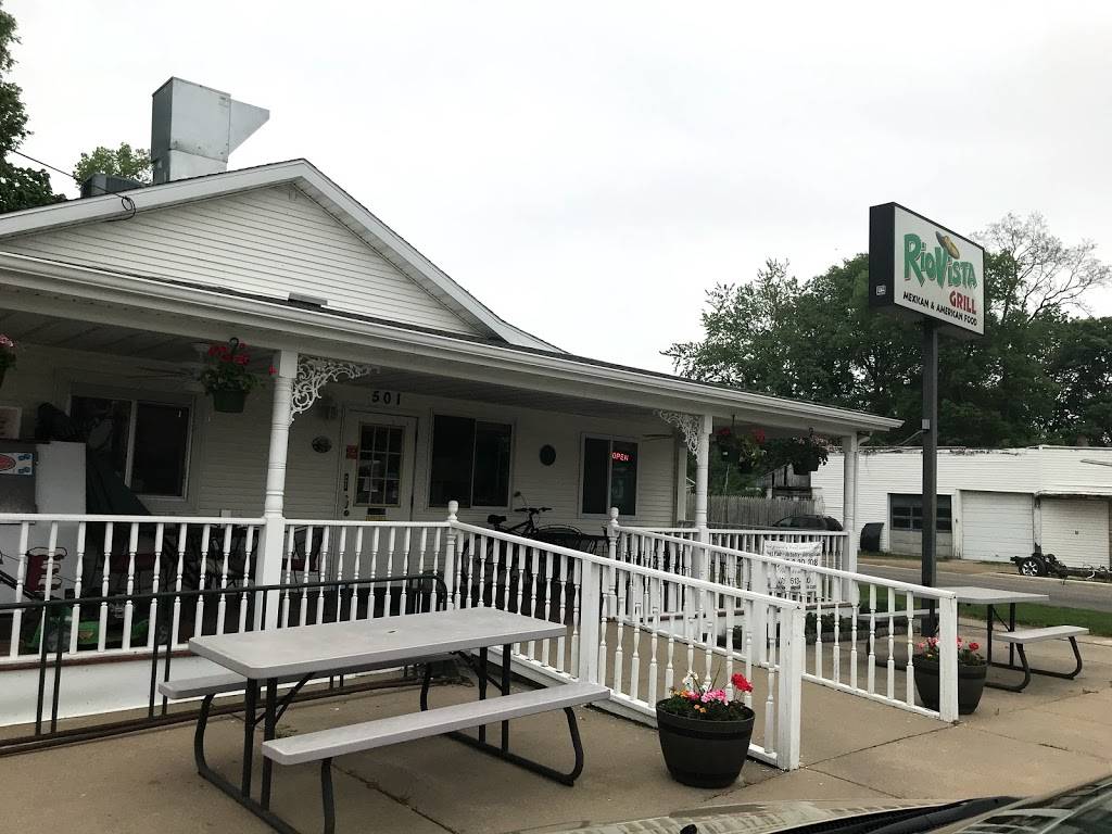 Rio Vista Grill | restaurant | 501 Front St, Henry, IL 61537, USA | 3093565252 OR +1 309-356-5252