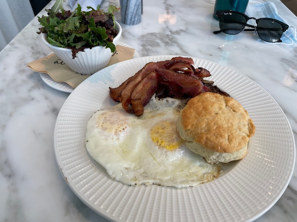 Complicated Pilgrim | restaurant | 21 Cooper St, Memphis, TN 38104, USA | 9015387309 OR +1 901-538-7309