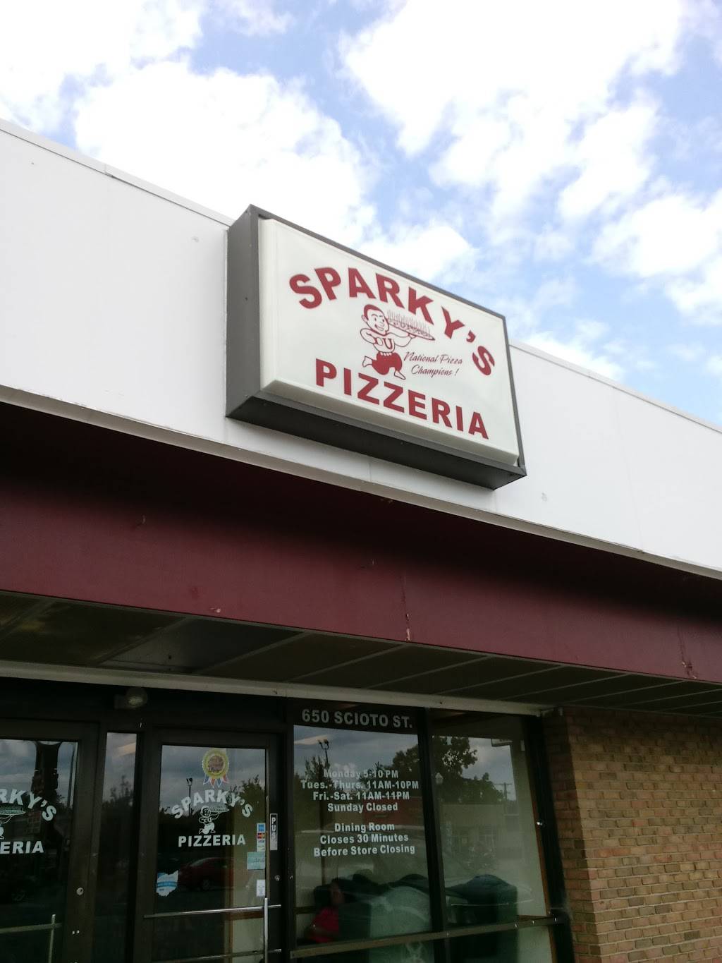 Sparkys & Freddies Pizzeria | restaurant | 644 Scioto St, Urbana, OH 43078, USA | 9374848000 OR +1 937-484-8000