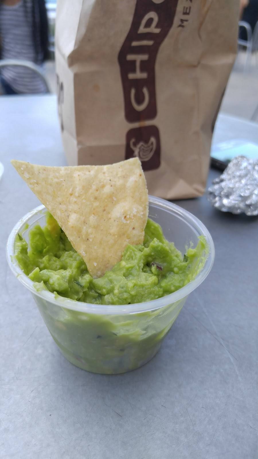 Chipotle Mexican Grill | restaurant | 5097 Dressler Rd NW, Canton, OH 44718, USA | 3304931648 OR +1 330-493-1648