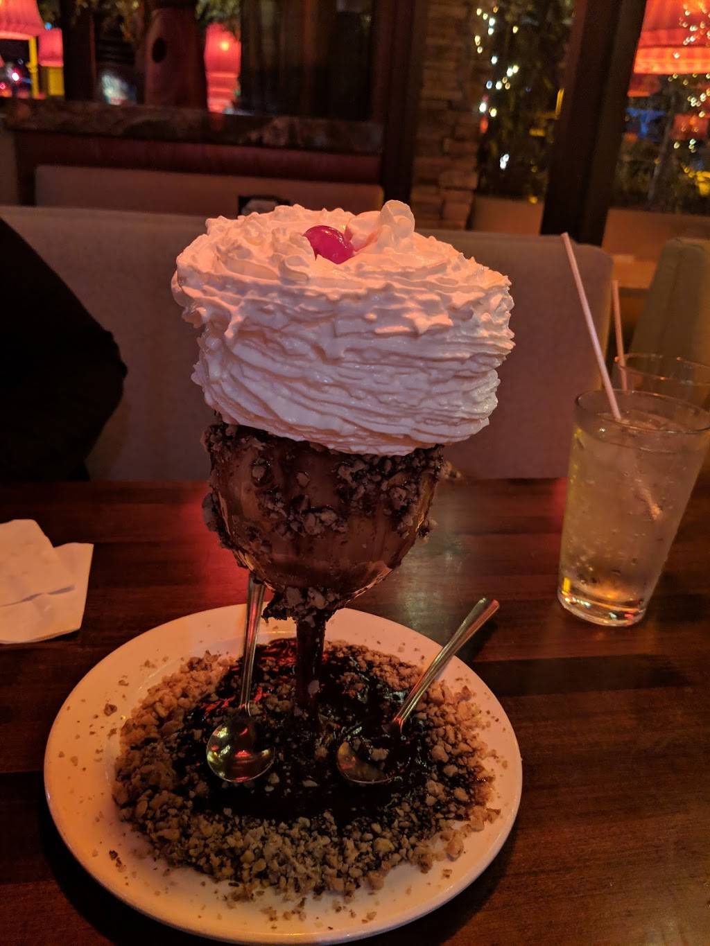 Sammys Woodfired Pizza | restaurant | 121 S Las Posas Rd, San Marcos, CA 92078, USA | 7605914222 OR +1 760-591-4222