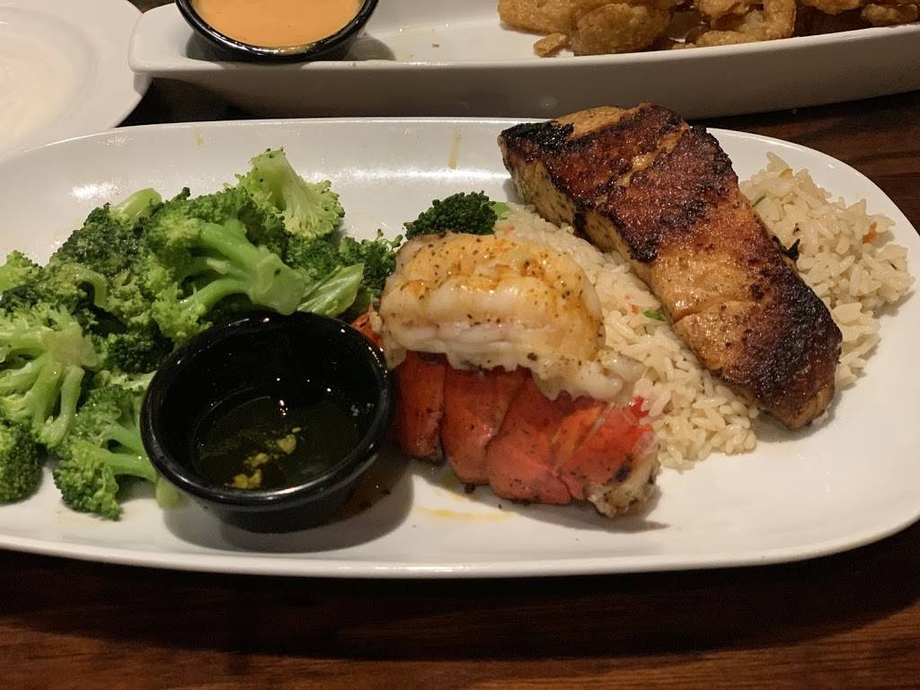 LongHorn Steakhouse | meal takeaway | 114 Laurel Park Cove, Flowood, MS 39232, USA | 6019365759 OR +1 601-936-5759