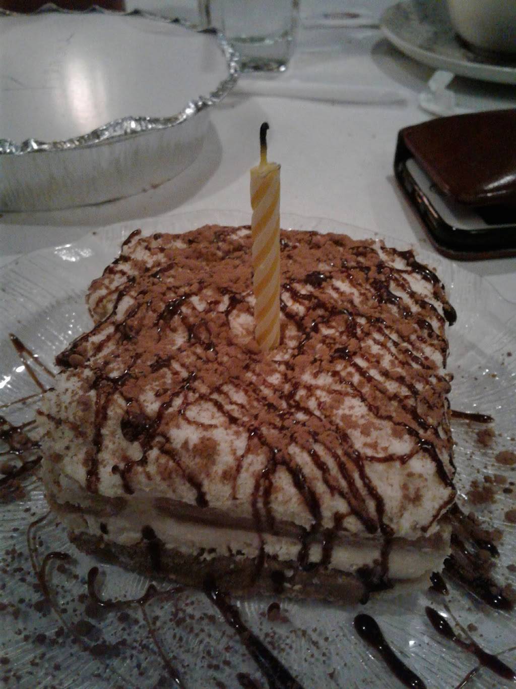 Giacomos Ristorante Italiano | restaurant | 740 N Wolf Rd, Des Plaines, IL 60016, USA | 8473907330 OR +1 847-390-7330