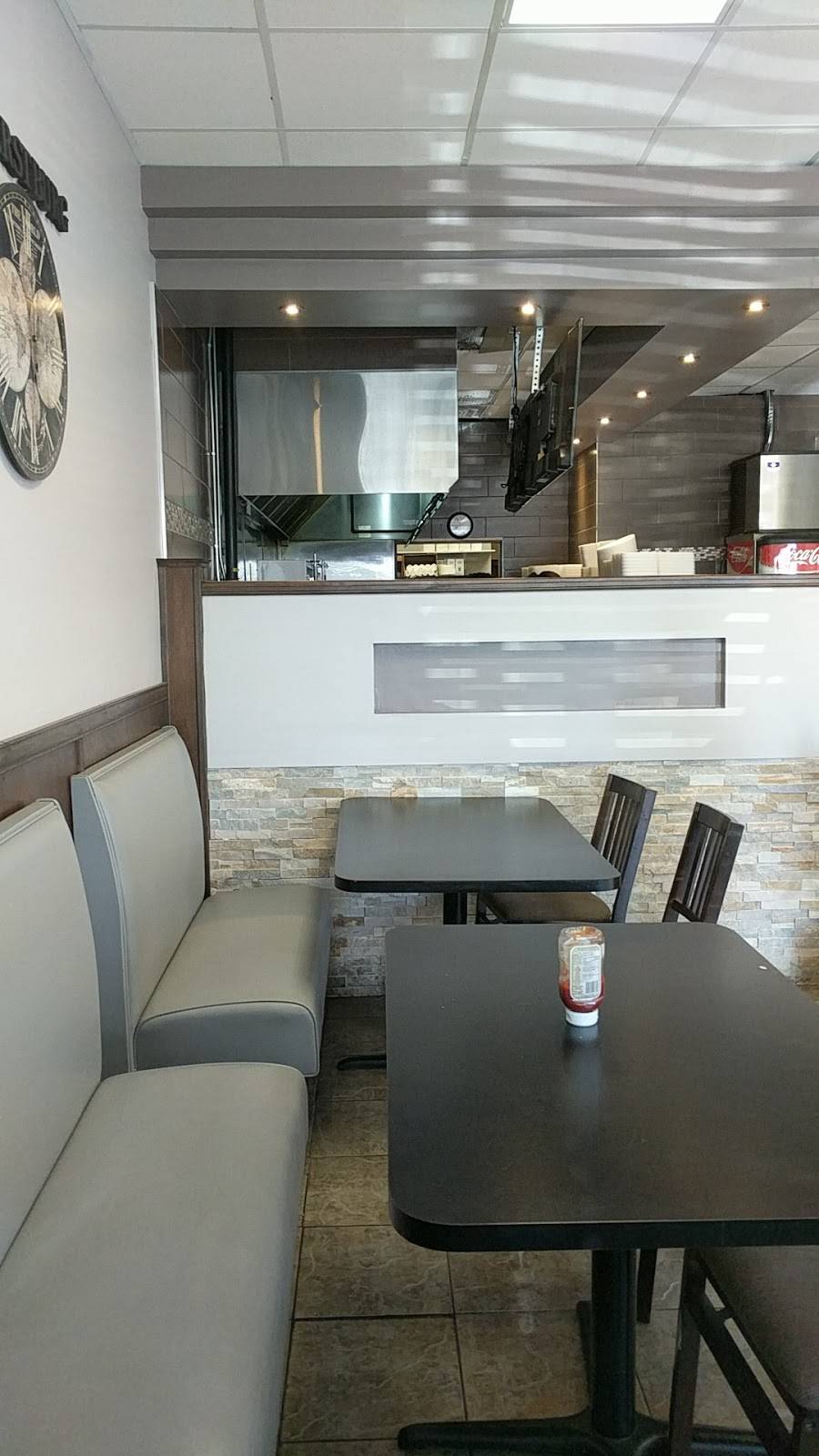 Gyros & More | restaurant | 503 Sandwich St S, Amherstburg, ON N9V 3G5, Canada | 5197362828 OR +1 519-736-2828