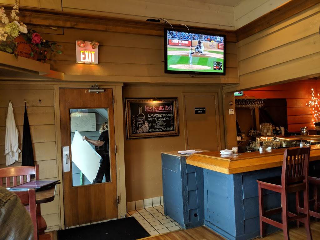 Victoria House | restaurant | Steiger Lake Ln, Victoria, MN 55386, USA | 9524432858 OR +1 952-443-2858