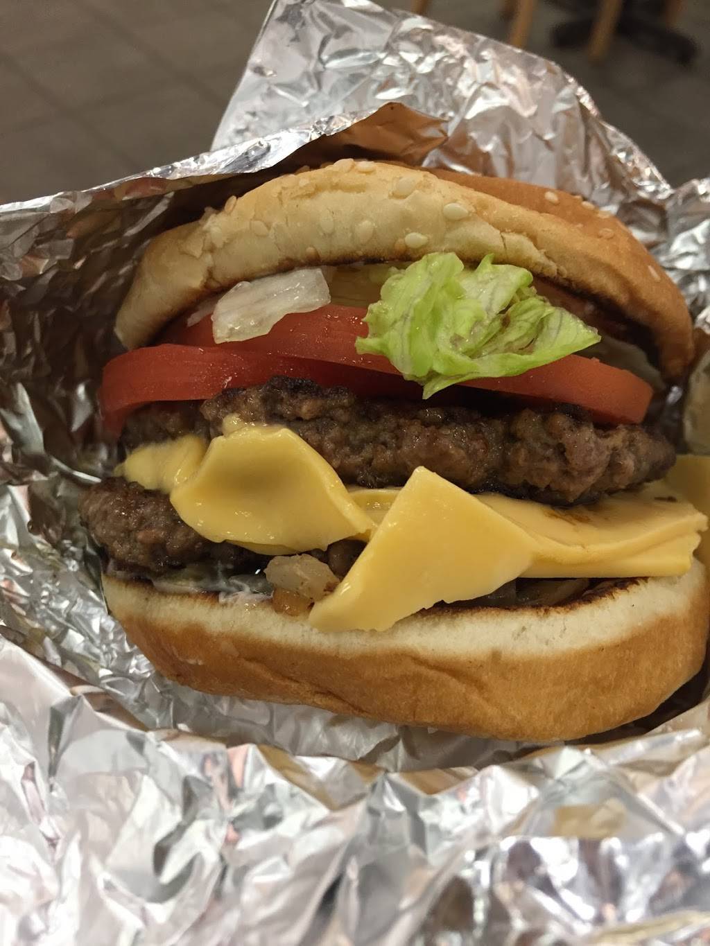 Five Guys | meal takeaway | 75 Reaville Ave, Flemington, NJ 08822, USA | 9082370783 OR +1 908-237-0783