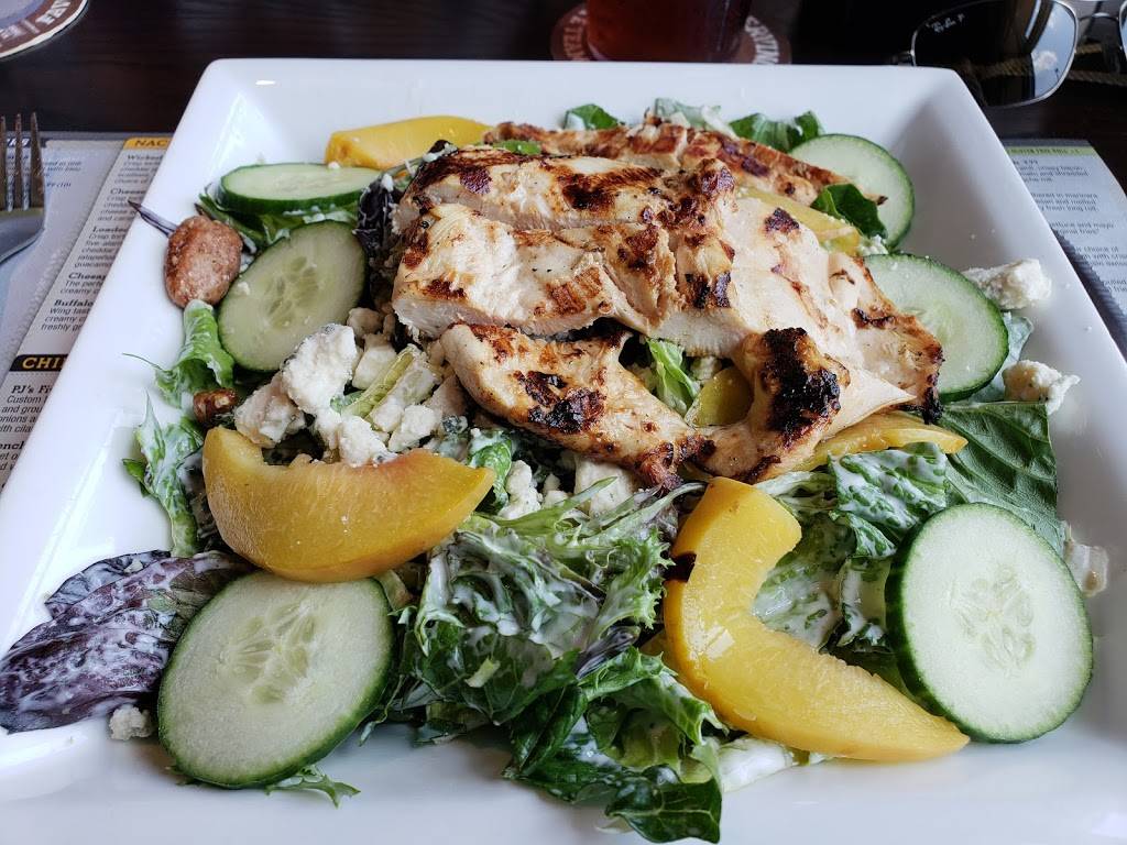 P.J. Whelihans Pub + Restaurant [Newtown Square] | restaurant | 4803 West Chester Pike, Newtown Square, PA 19073, USA | 6108484100 OR +1 610-848-4100