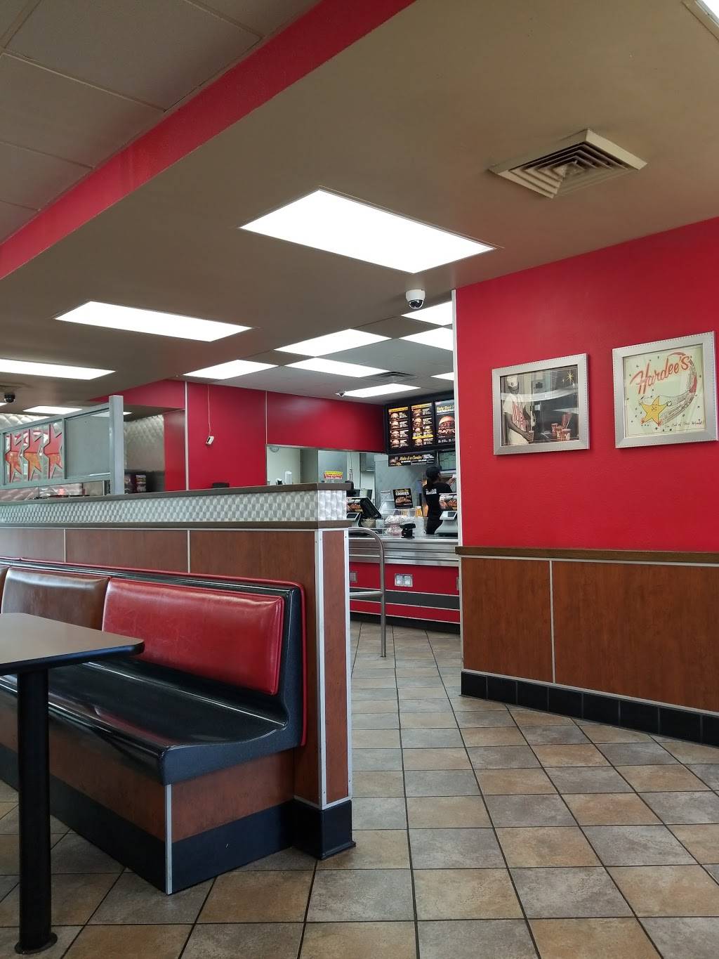 Hardees | restaurant | 2530 Pepperell Pkwy, Opelika, AL 36801, USA | 3347493678 OR +1 334-749-3678