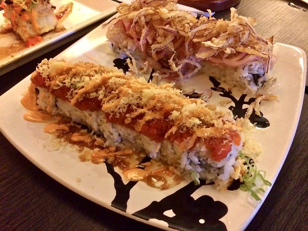 Tomoyama sushi | restaurant | 6949 El Camino Real #201, Carlsbad, CA 92009, USA | 7609300215 OR +1 760-930-0215