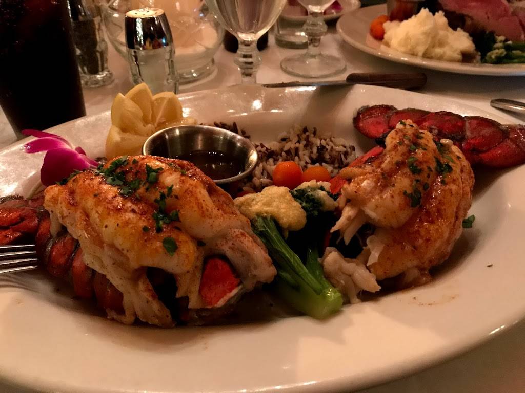 Timmers Resort | restaurant | 5151 Timmer Bay Rd, West Bend, WI 53095, USA | 2623387710 OR +1 262-338-7710