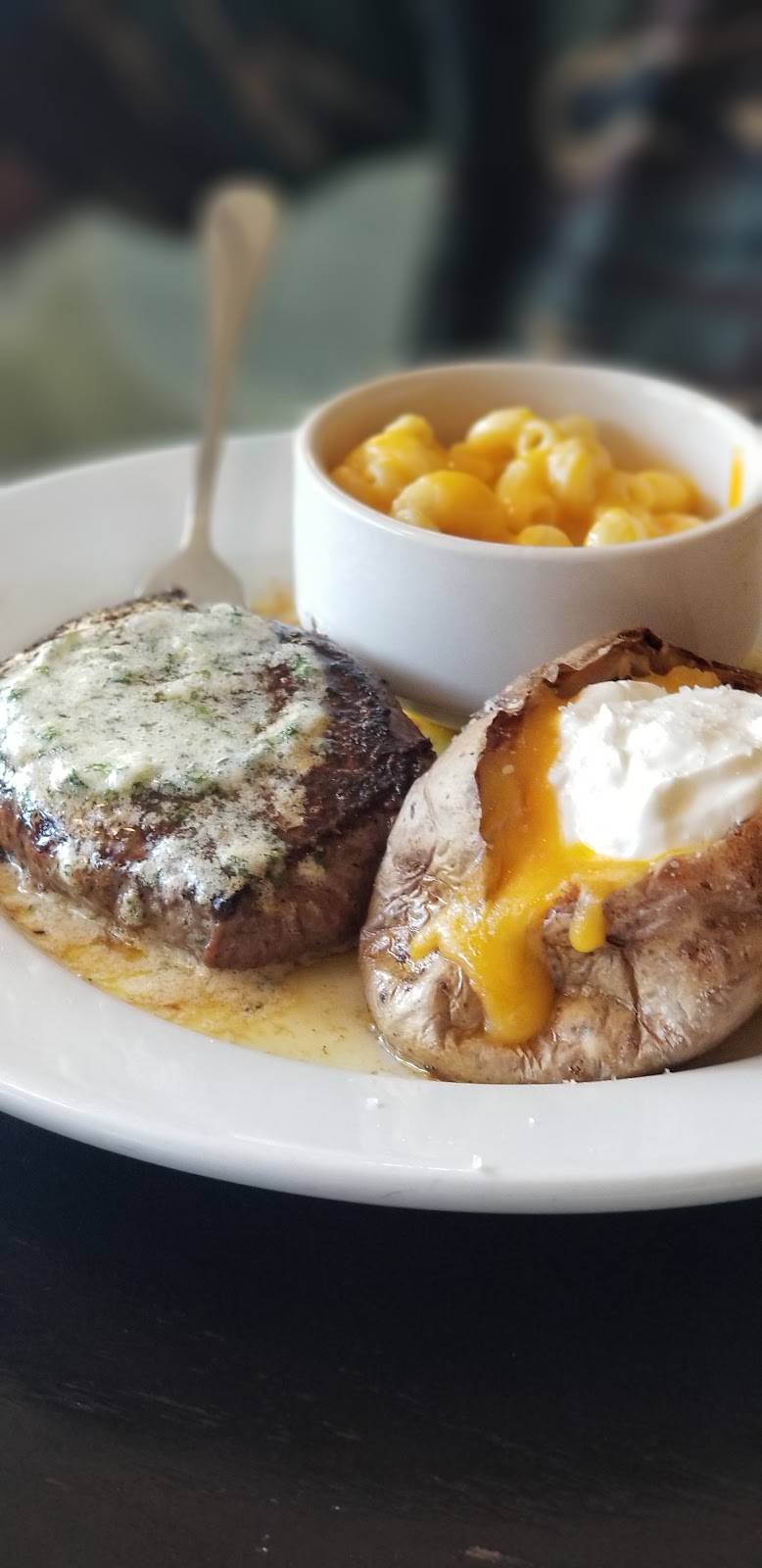 OCharley’s Restaurant & Bar | restaurant | 7880 Craft-Goodman Fronta, Olive Branch, MS 38654, USA | 6628932334 OR +1 662-893-2334