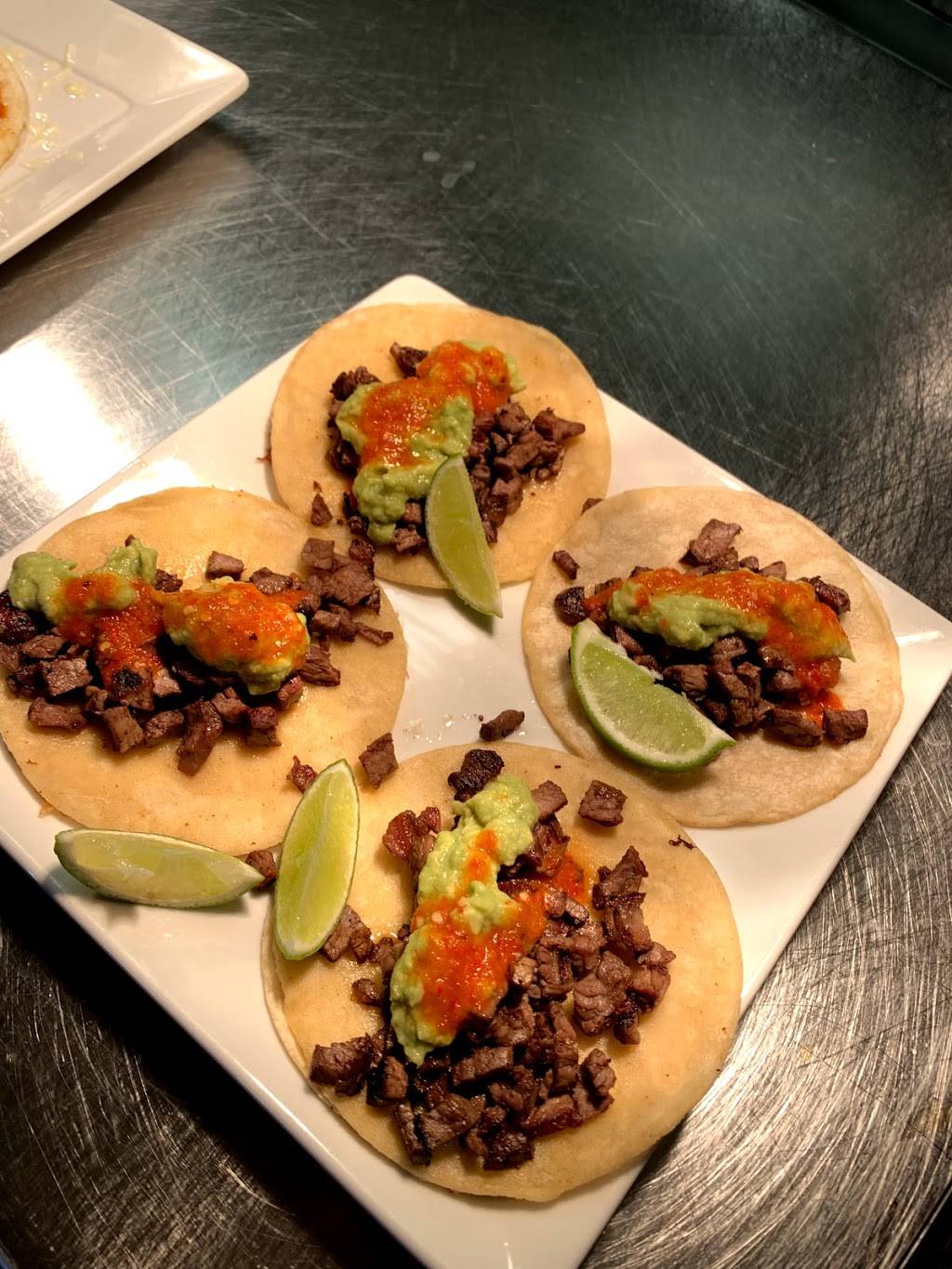 El Autentico 1010 | restaurant | 5609 E McKellips Rd STE. 101, Mesa, AZ 85215, USA | 4805506303 OR +1 480-550-6303