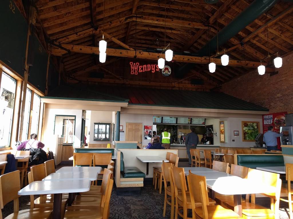 Wendys | restaurant | 323 S Cooper St, Jackson, MI 49201, USA | 5178410145 OR +1 517-841-0145