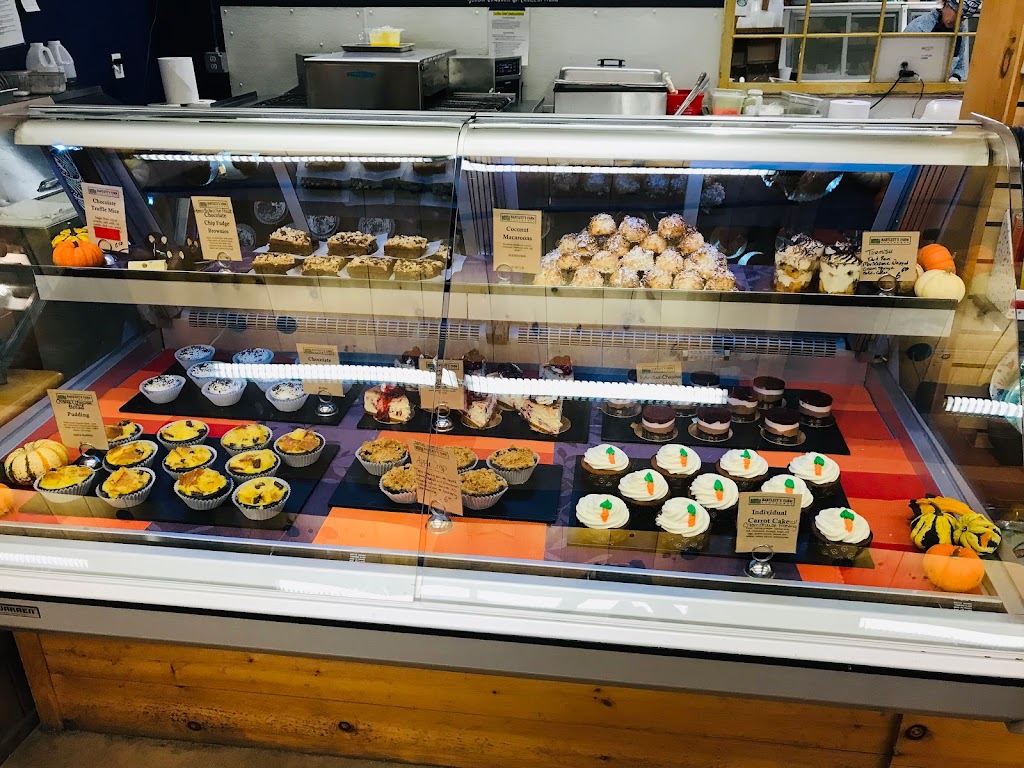 Bartletts Farm | bakery | 33 Bartlett Farm Rd, Nantucket, MA 02554, USA | 5082289403 OR +1 508-228-9403