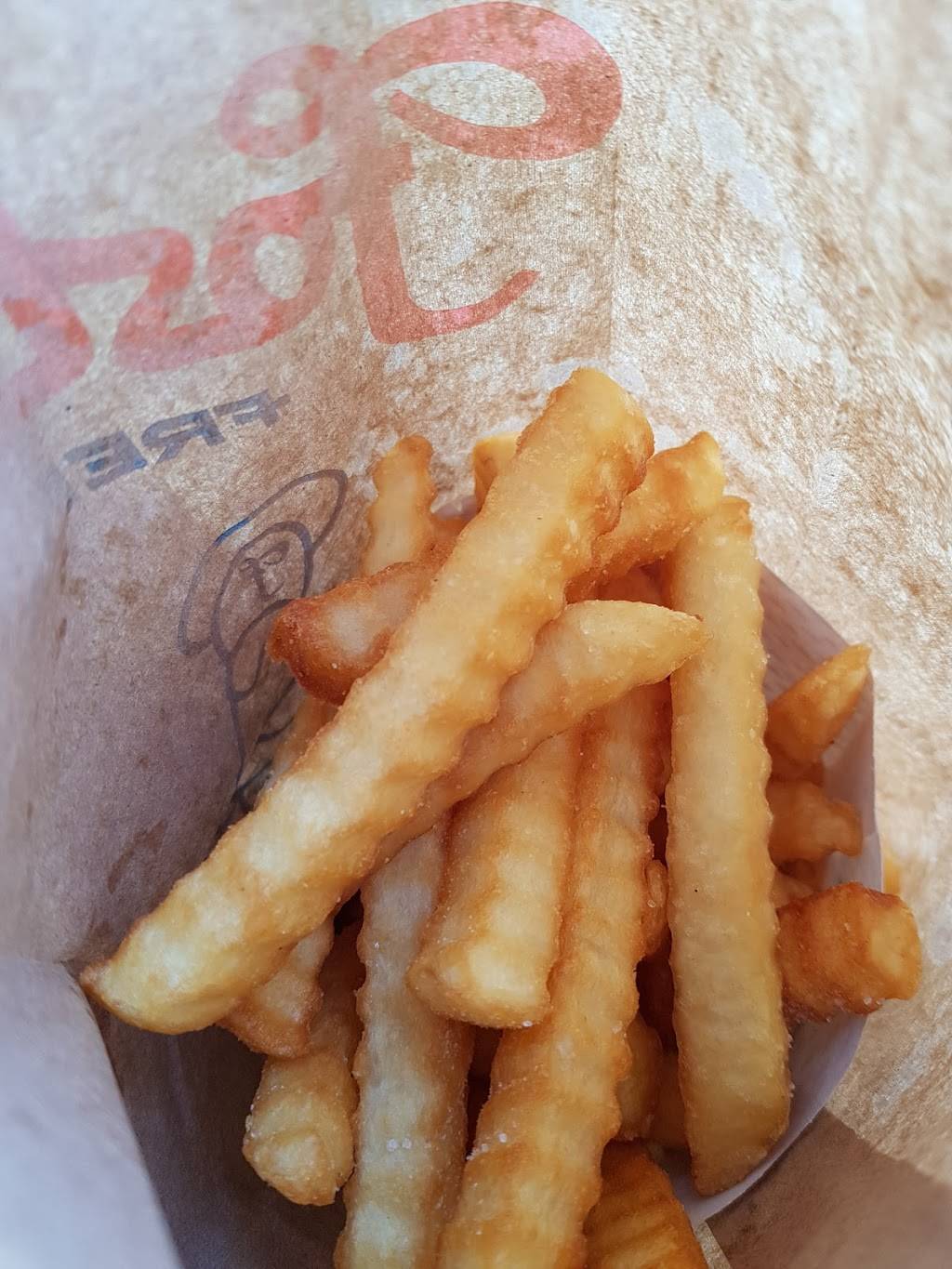 Fosters Freeze | restaurant | 1400 4th St, Santa Rosa, CA 95404, USA | 7075767028 OR +1 707-576-7028