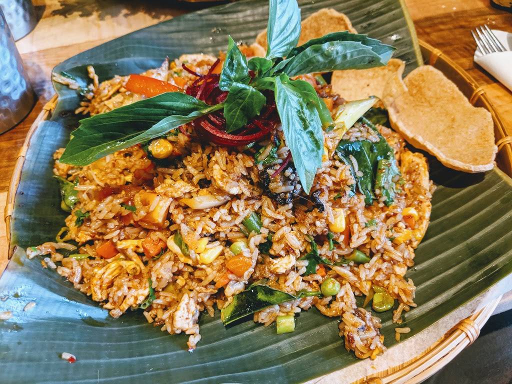 Sala Modern Thai Kitchen & Bar | restaurant | 1262 Danforth Ave, Toronto, ON M4J 1M6, Canada | 4164059999 OR +1 416-405-9999