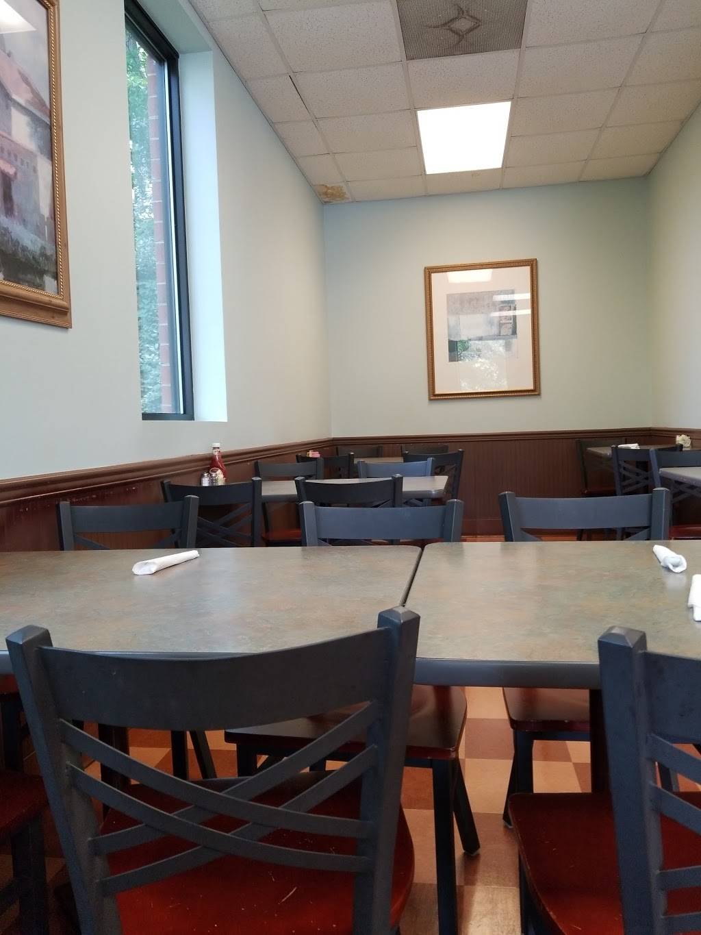 Dorians Deli & Grill | restaurant | 1240 Matthews-Mint Hill Rd, Matthews, NC 28105, USA | 7048474901 OR +1 704-847-4901