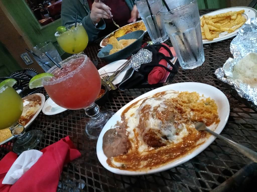 Victors Casa Garcia | restaurant | 1939 N Fry Rd, Katy, TX 77449, USA | 2815786450 OR +1 281-578-6450